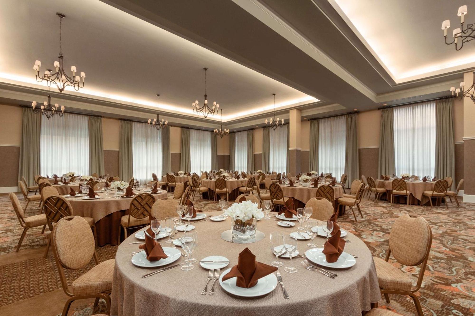 เอมบาสซี สวีท บาย ฮิลตัน ซาแวนาห์ Hotel ซาวานนาห์ ภายนอก รูปภาพ